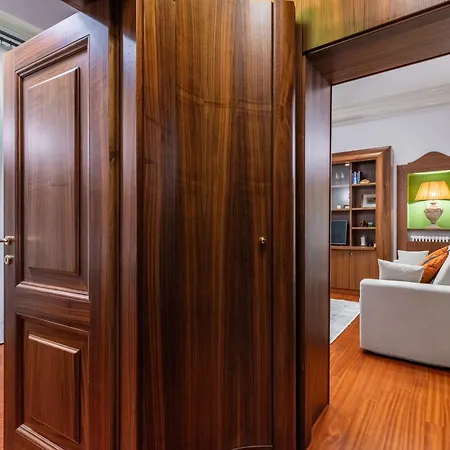 Pantheon Antique 4* Rome