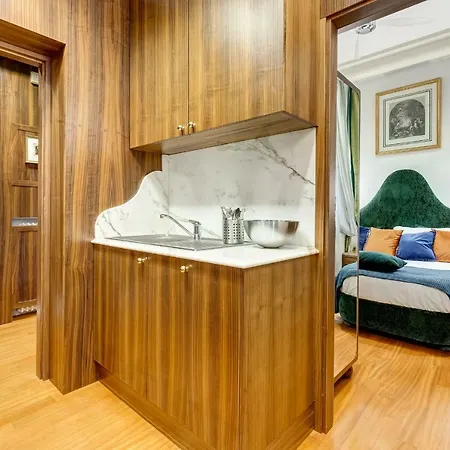 Pantheon Antique Bed and Breakfast