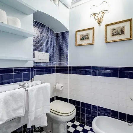 Bed and Breakfast Pantheon Antique 4*